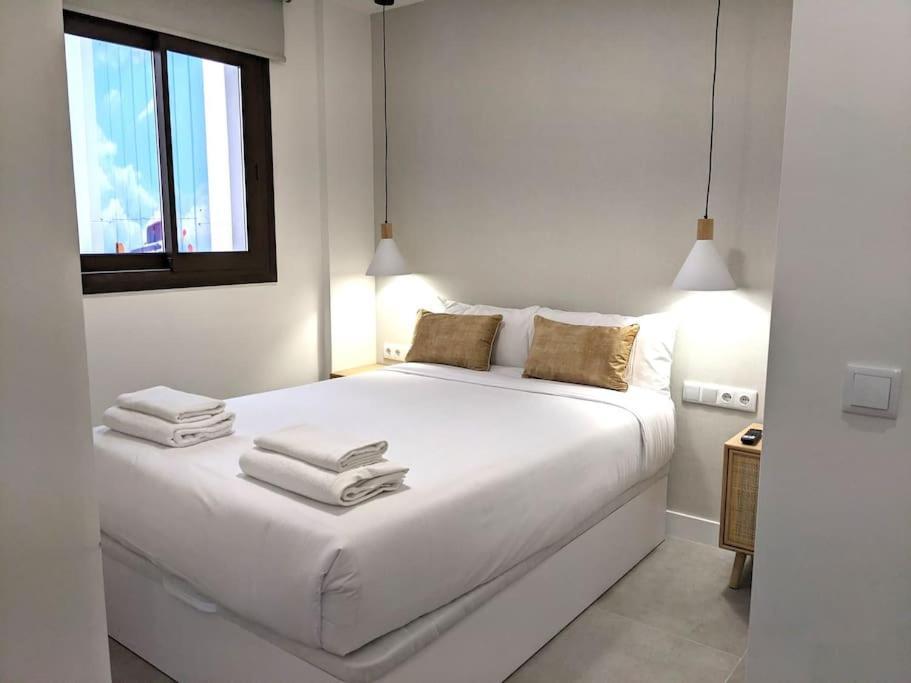 Fira 5 A 1Min Del Metro Y Centro 15Min Apartman L'Hospitalet de Llobregat Kültér fotó